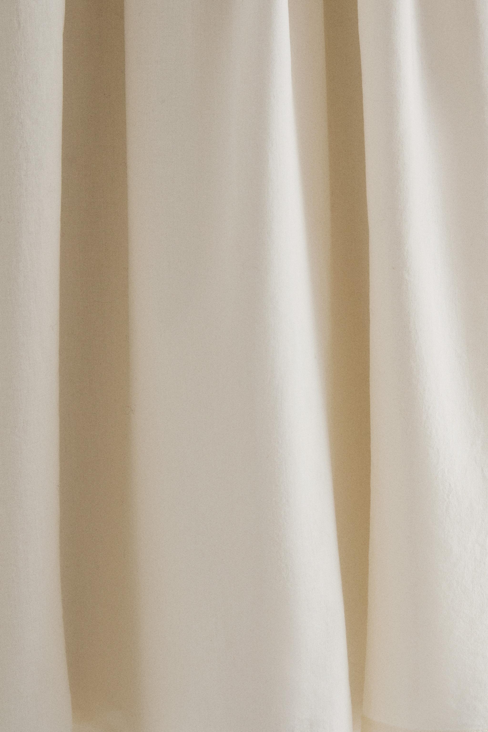 GATHERED CHRISTMAS SHIRT